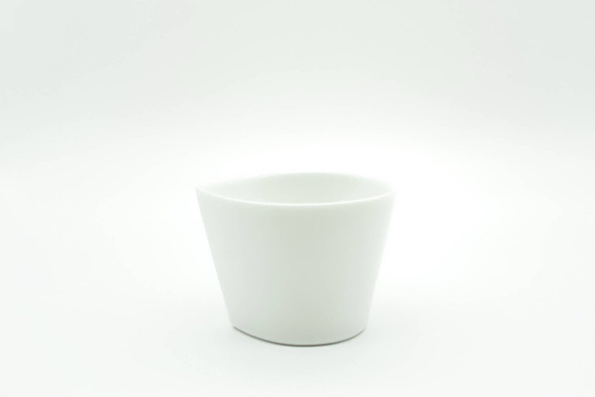 colon - Tear Drop Yunomi/Tea Cup (White Porcelain)