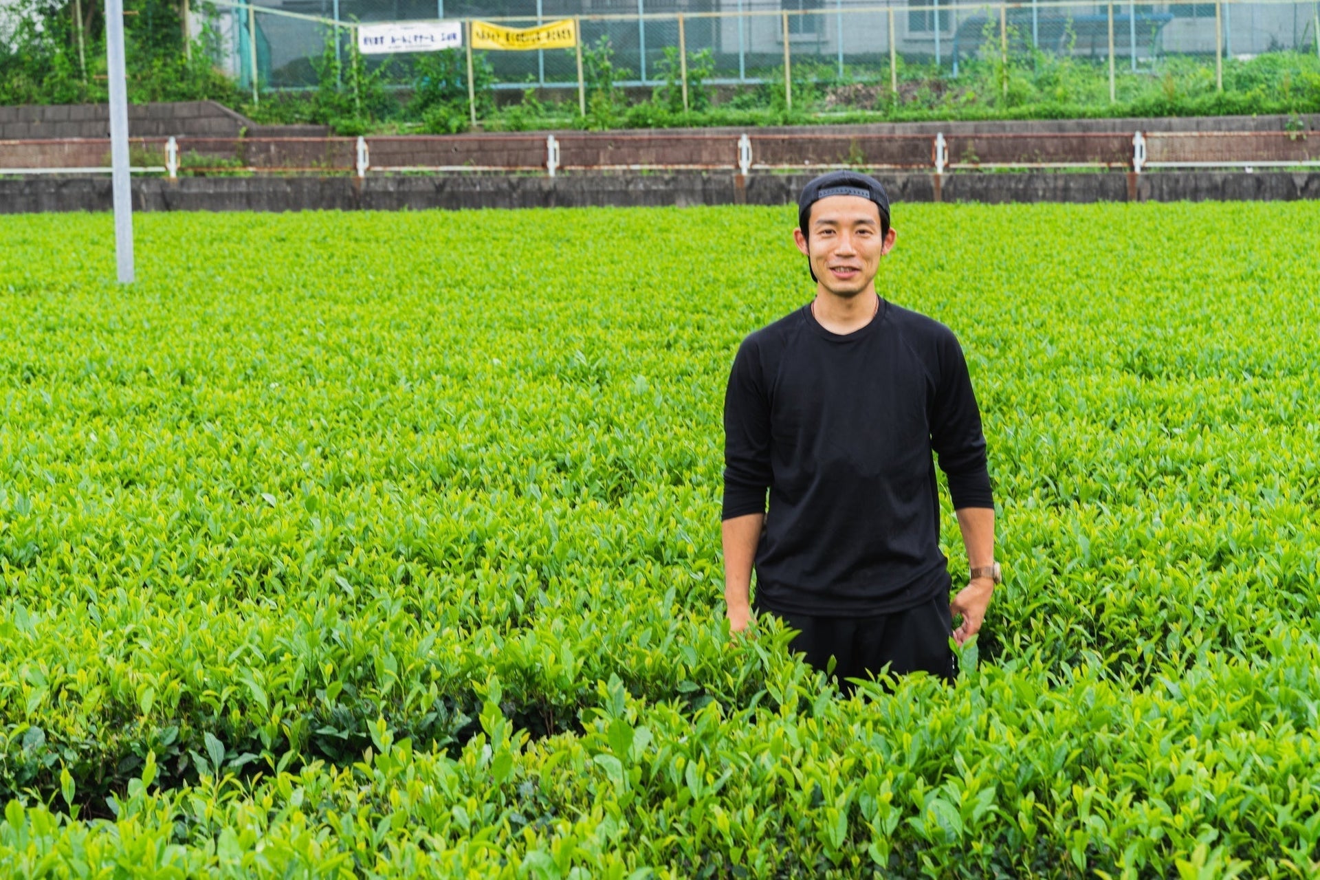 The farmers behind the tea.